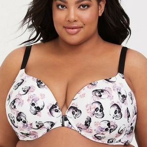 Torrid 360 Back Smoothing Tshirt Bra 46DD Skulls